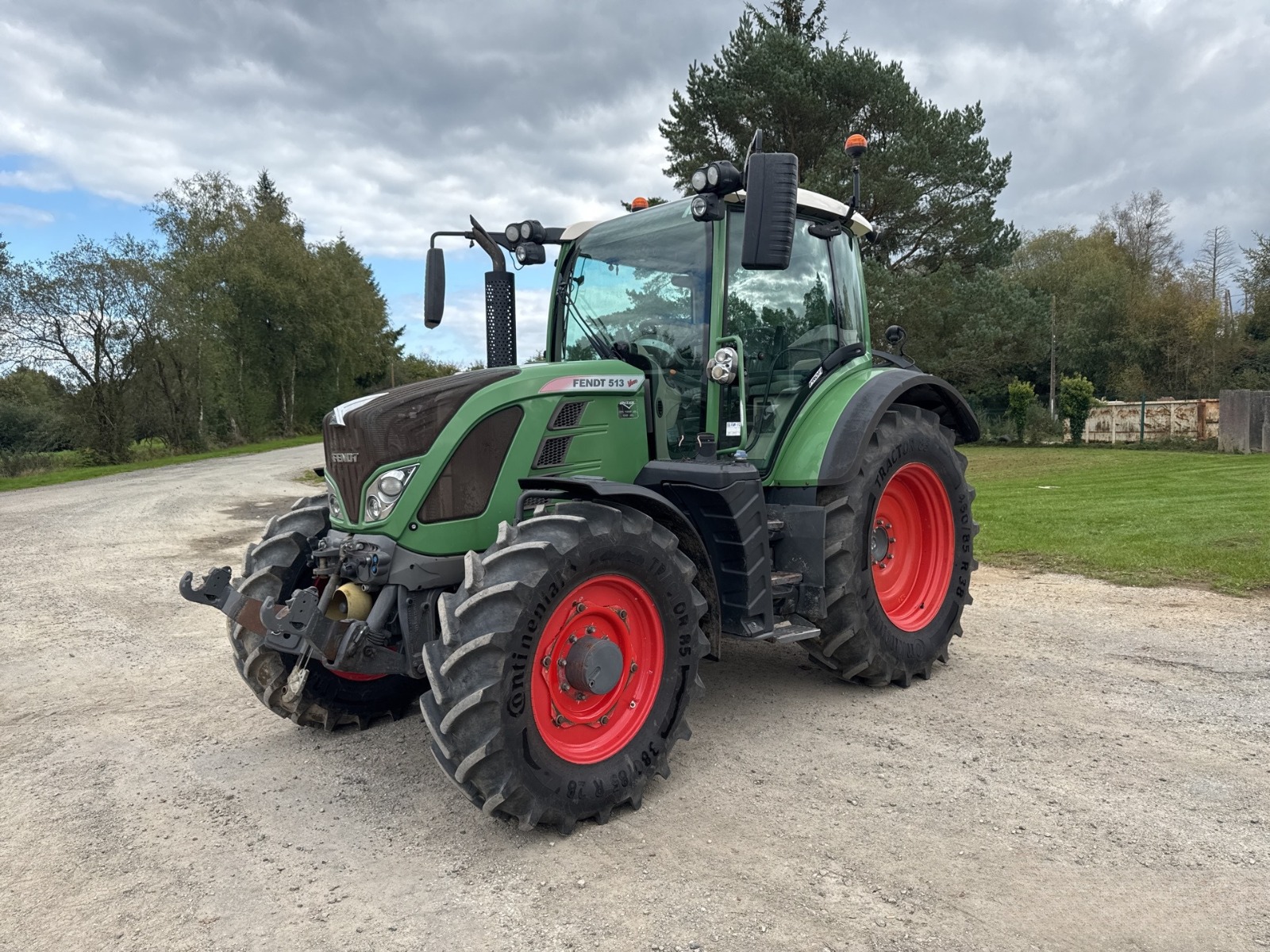 Fendt 513 Vario vue 1