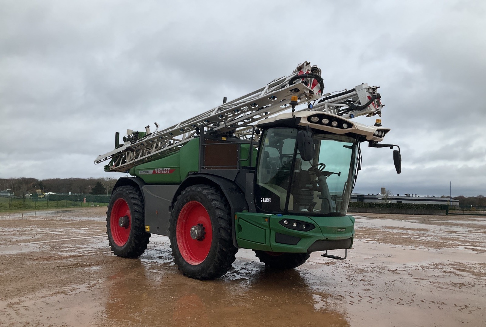 Fendt RoGator 645 vue 1