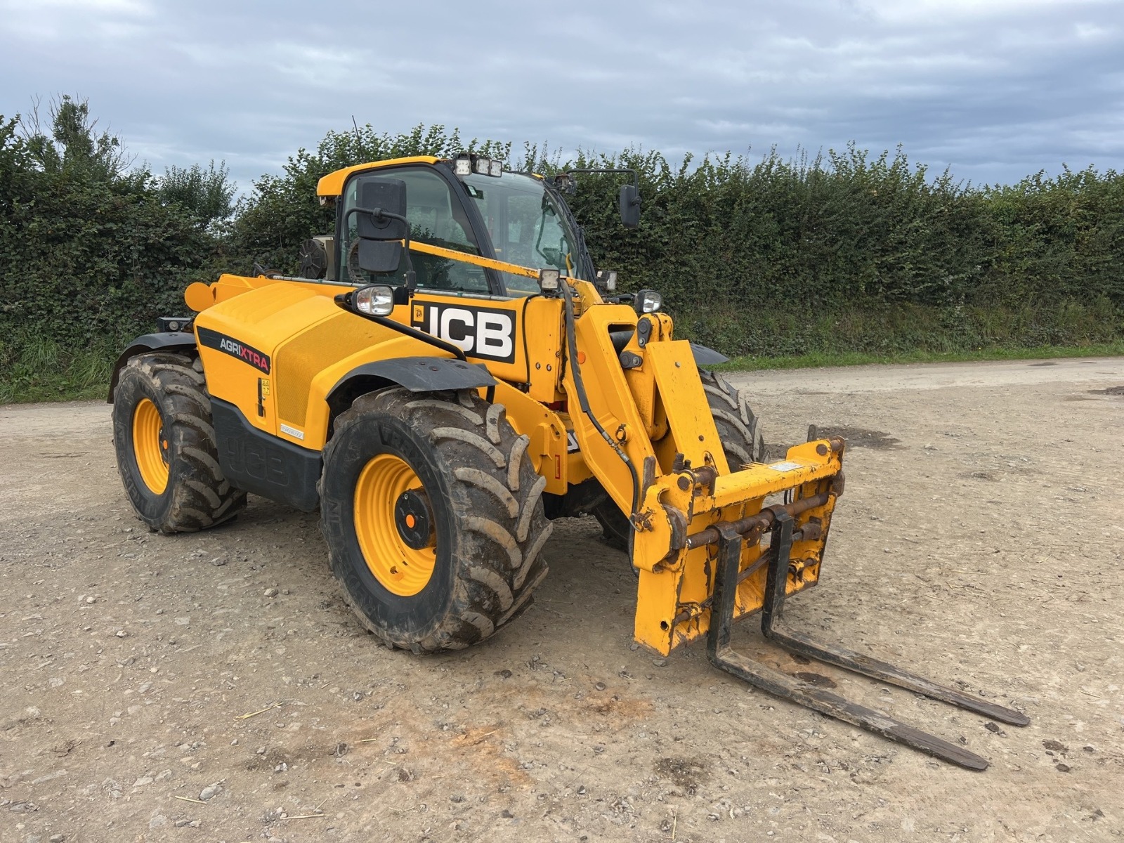 JCB 542-70 vue 1