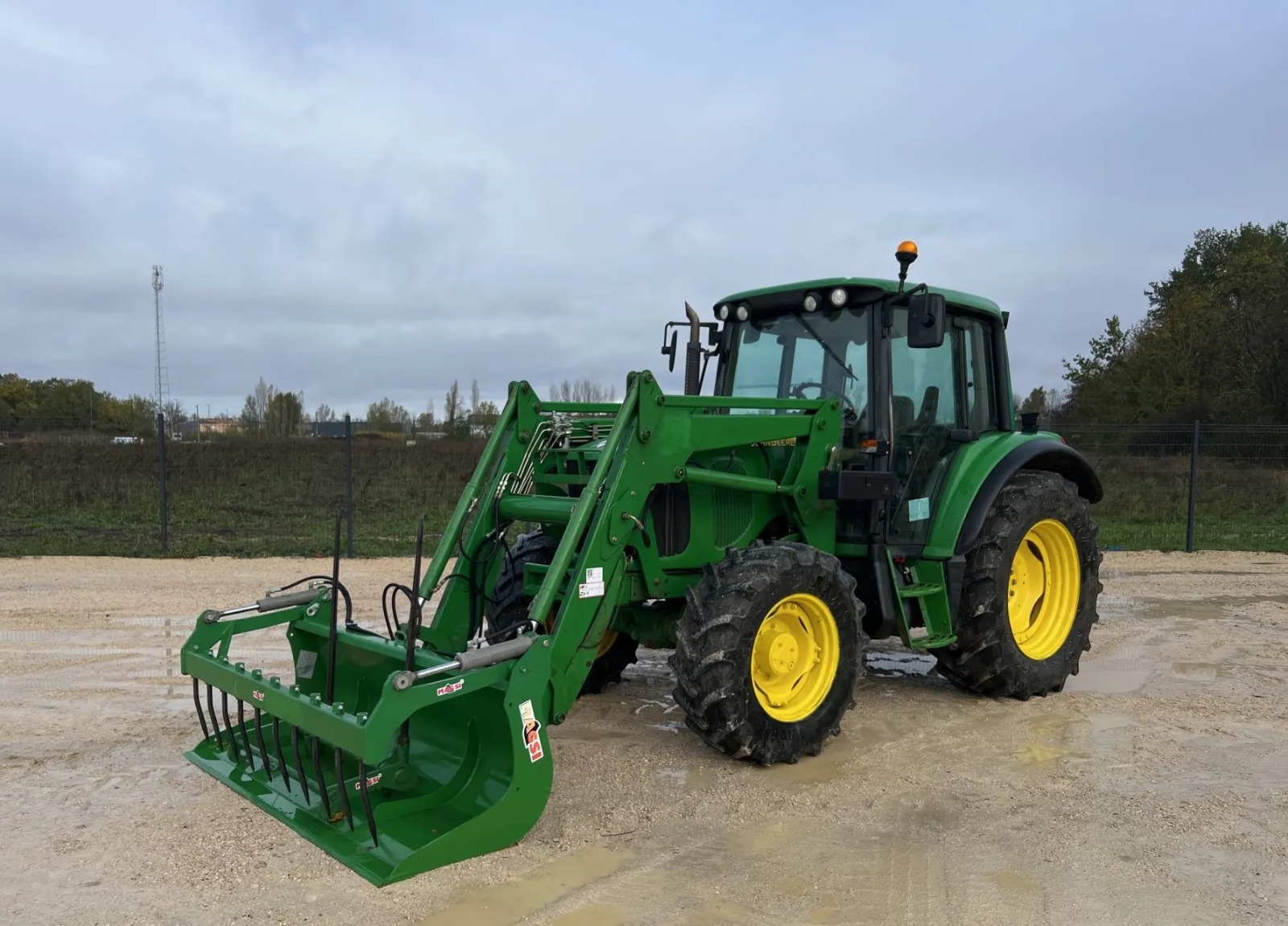 JD 6120 vue 1