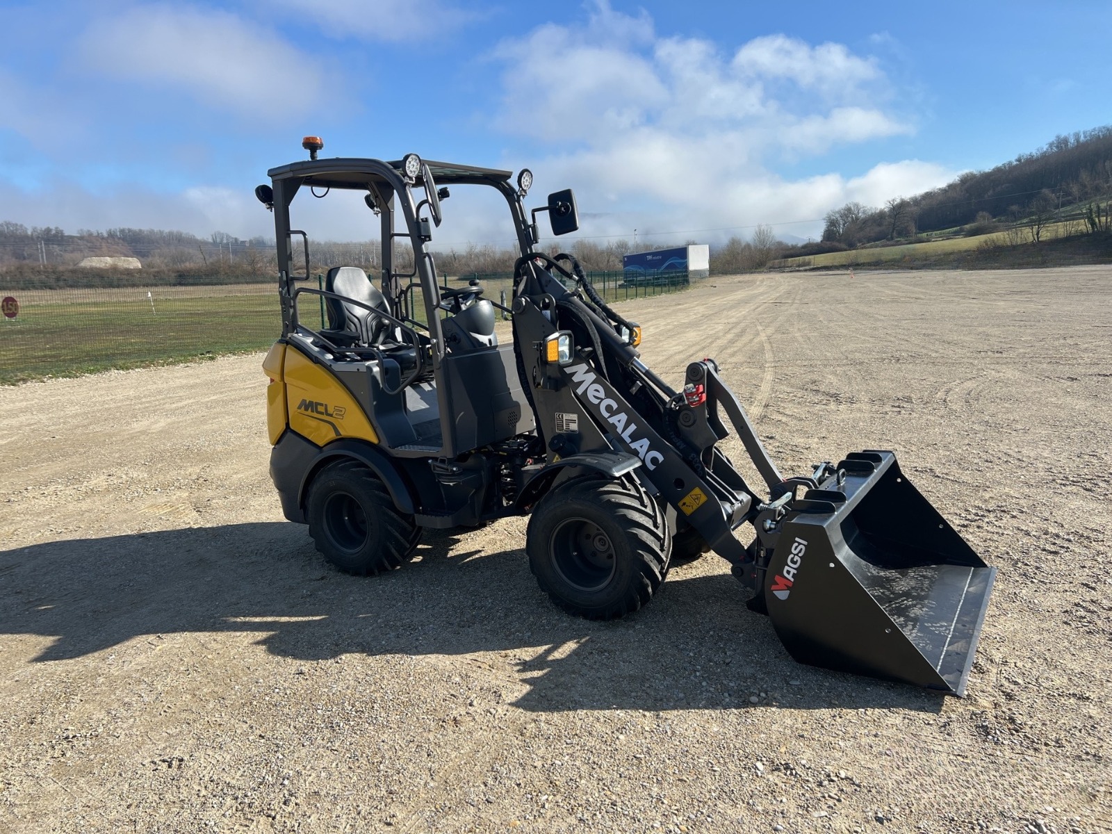 Mecalac MCL2 vue 1